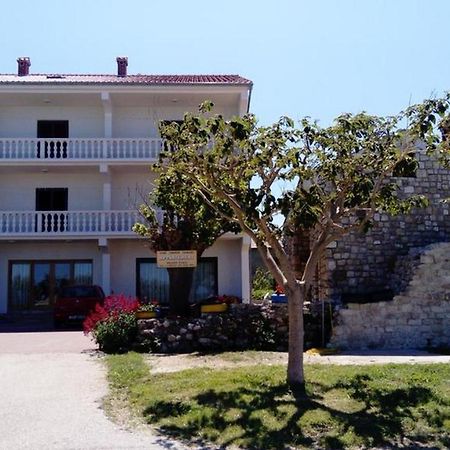 Apartments Branko Нін Екстер'єр фото